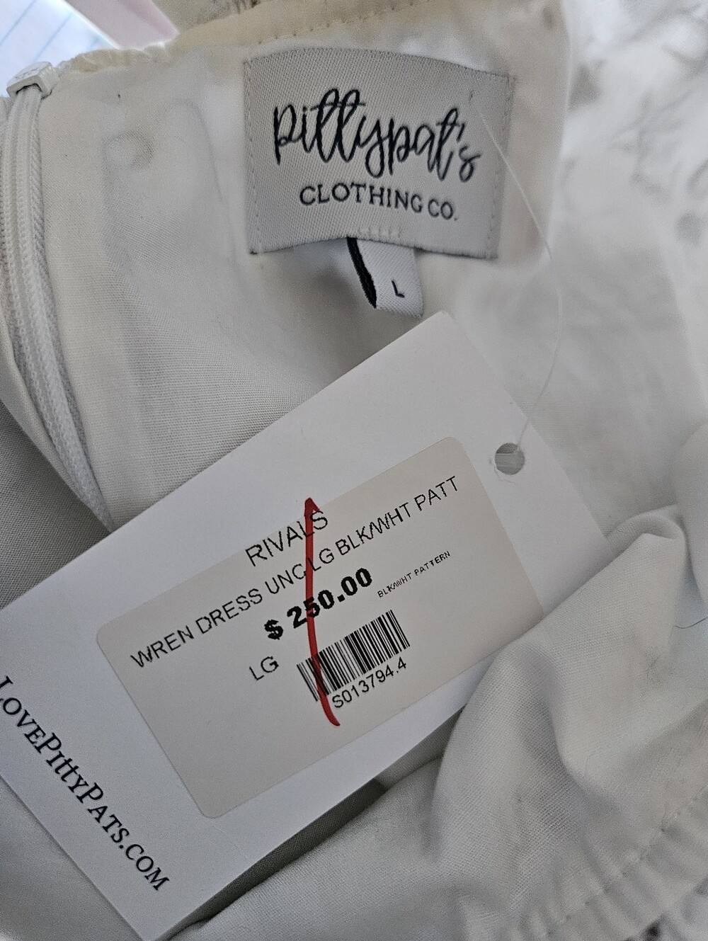 PittyPat Gamecock Black and White Dress size L - Picture 9 of 10